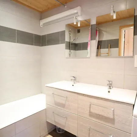 Bel Aux Gets - Proche Des Pistes Avec Balcon Et Parking - Fr-1-623-203 Apartment *